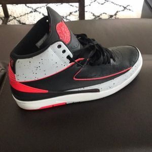 Jordan retro 2